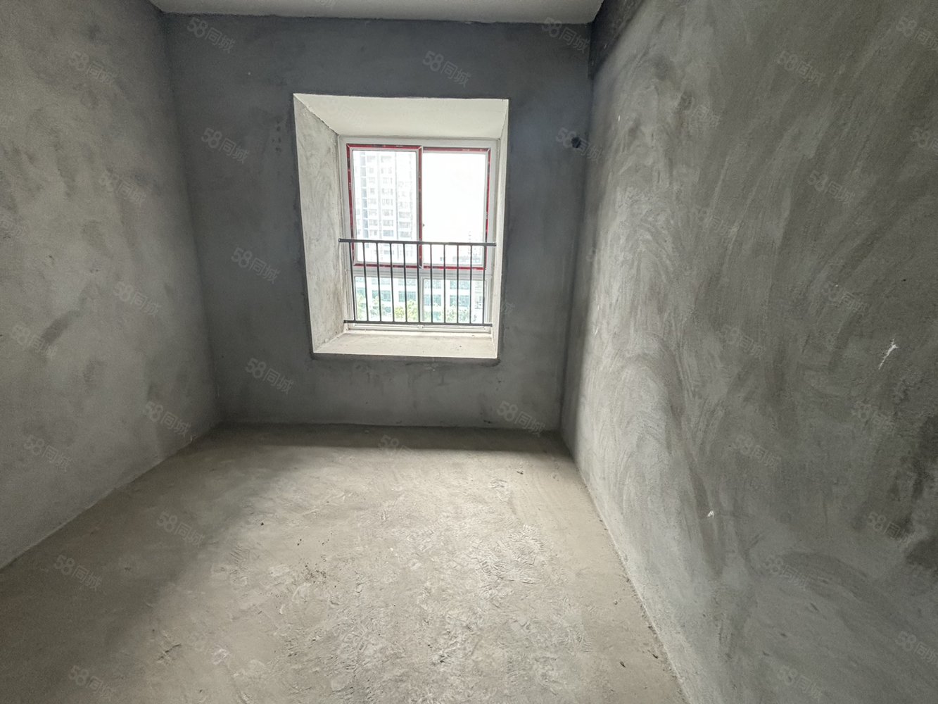 常隆花园3室2厅1卫100.4㎡南北47.5万