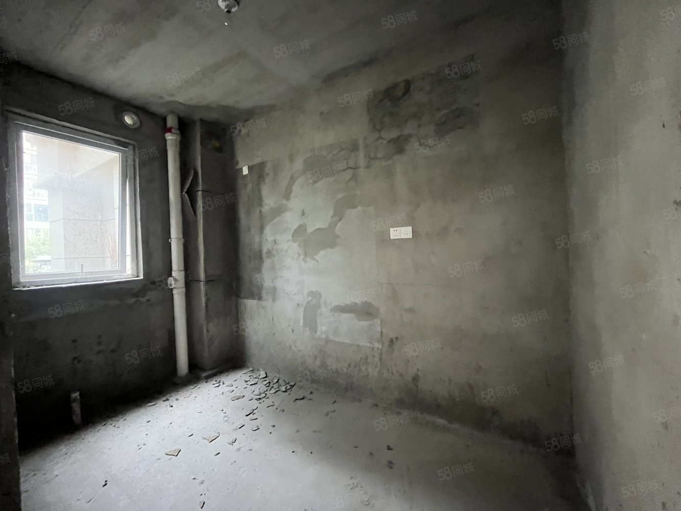 金大地时代公馆3室2厅2卫126㎡南北89万