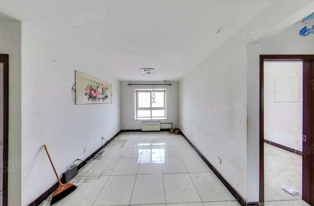 郁花园三里2室2厅93.6㎡308万二手房图片