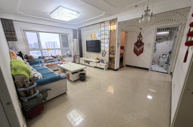 前排~精装婚房 中层 可6萬入住办完 阿尔卡迪亚 五中