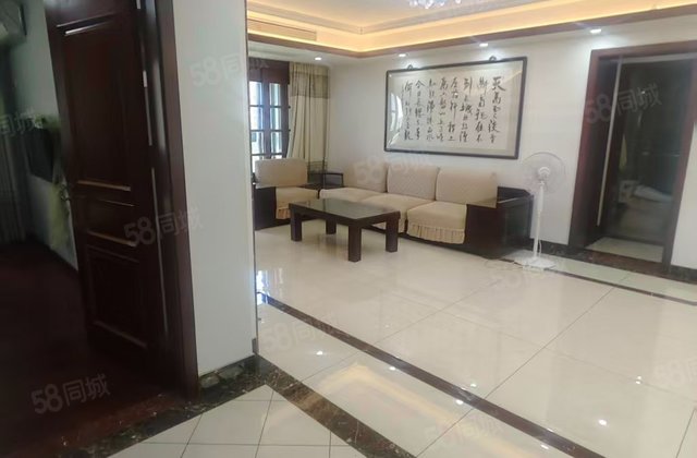 中港翡翠城4室1厅139.71㎡125万二手房图片