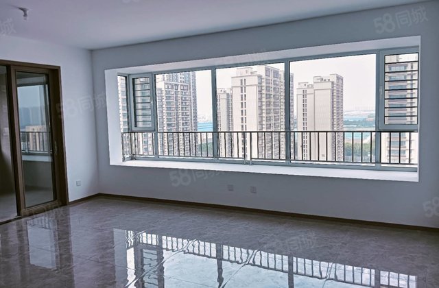 实验旁 桃李天悦 三室两卫 边户 全明户型 带车位储藏室中层