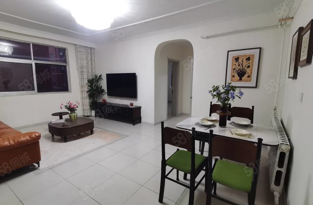 东昌中學，聊建家属院，市中心，精装三室东边户，免大税