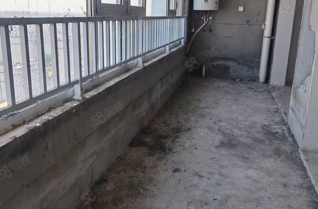 龙城水景苑(梁山)3室2厅127㎡62万二手房图片