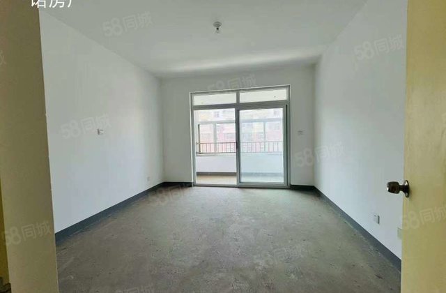 公园六中豆营 步梯5楼39万非顶楼 免大税可按揭