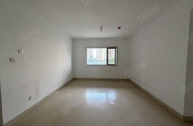 陈口小区 装修好 商业配套成熟 南北通透 产权清晰 近医院