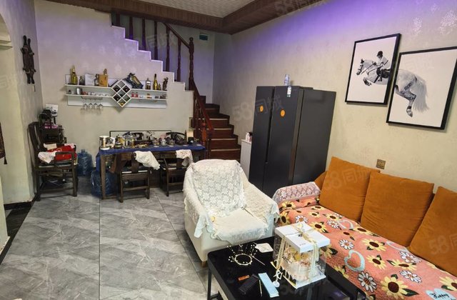 解放村自建房3室4厅140㎡60.8万二手房图片