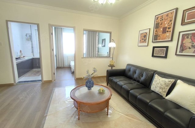 香江 水城雅居 电梯房 两隔三室 精装修 配套成熟 小区新