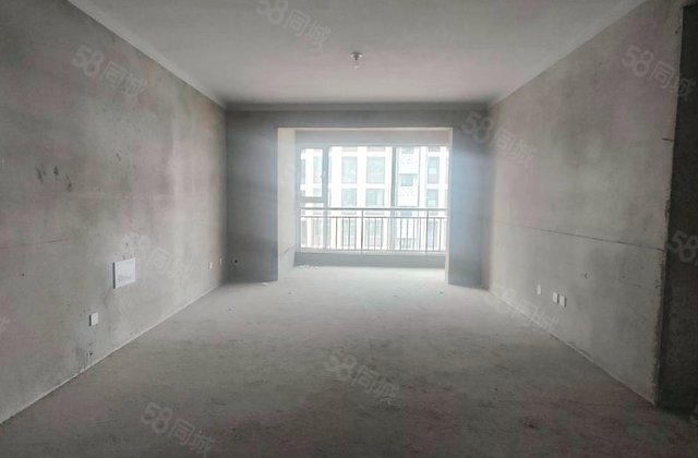 上城学府4室2厅143㎡75万二手房图片