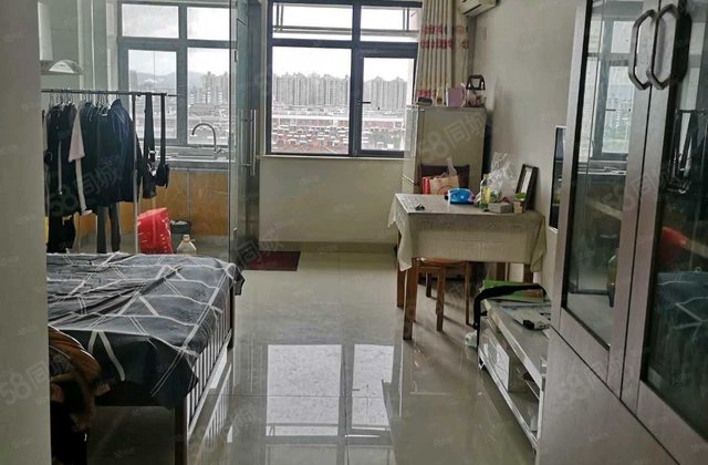 东方新世界(商住楼)1室1厅42.89㎡28万二手房图片