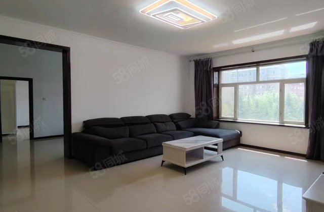银泉小区3室1厅135㎡39.8万二手房图片