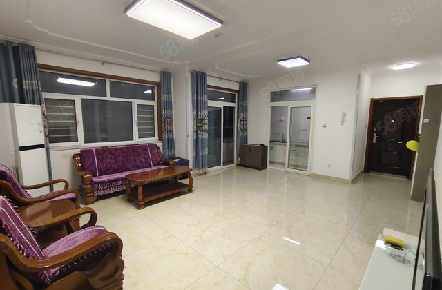 急售金柱绿城 商品房 电梯8楼 三室两厅 精装修 送储可按揭