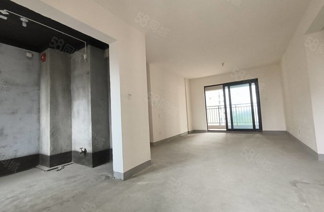 吾悦华府4室2厅128㎡66万二手房图片