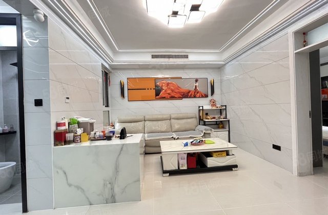 送车储双卫！全屋定制装修！随时看房东昌丽都三室双卫！财富城