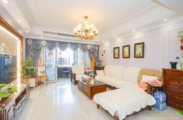 八方小区(C区)3室2厅138.99㎡335万二手房图片