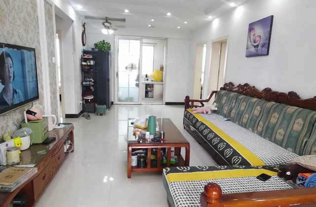 108万市中心，中央丽都精装三室双卫，免大税，大润发，慧德，