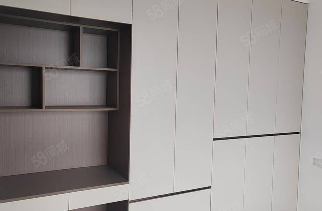 诚心出售 新鹏都绿岛 双卫 高楼层采光充足 板楼 诚信出售