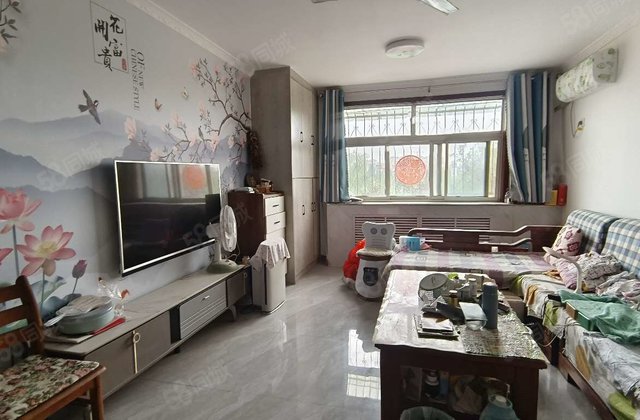 东关，文轩附近低楼层。3室随时看房