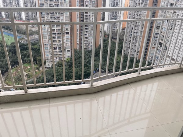 重庆南岸弹子石金港尚城(零虚假房源)新上,短租,月付,金港尚城精装三