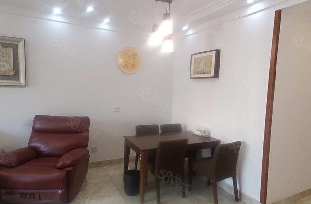 正规商品房 双卫生间 医疗配套成熟 精装修 次新房