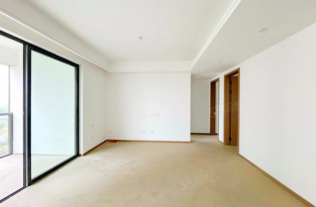 永威望湖郡4室2厅142.75㎡90万二手房图片