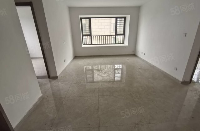 急售刚需孩子结婚纯新房电梯好楼层带储藏室车位随时看房子有钥匙