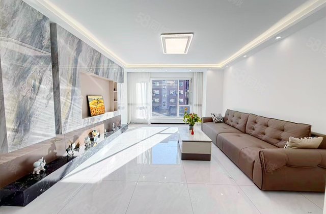 六合一方3室2厅115.39㎡71.8万二手房图片