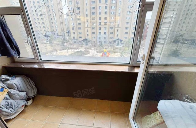 万科惠斯勒小镇3室2厅132.47㎡128万二手房图片