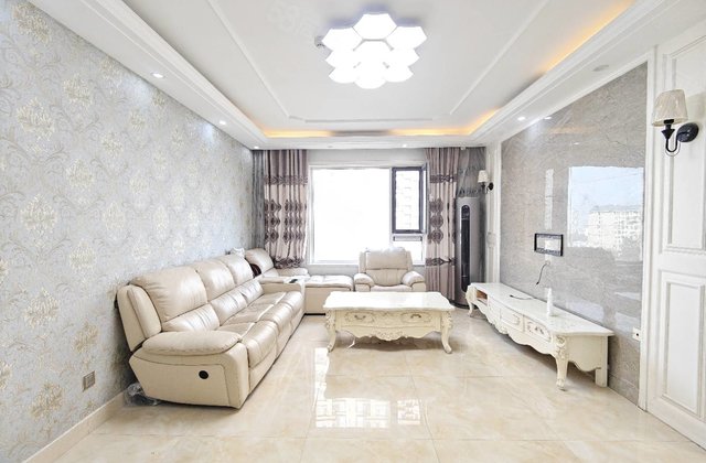 新出！昌润莲城 送车位送储 精装三室两卫 莲湖新城 御景王宅