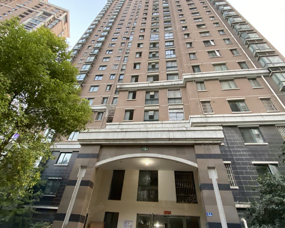 江南春城二期二三环之间