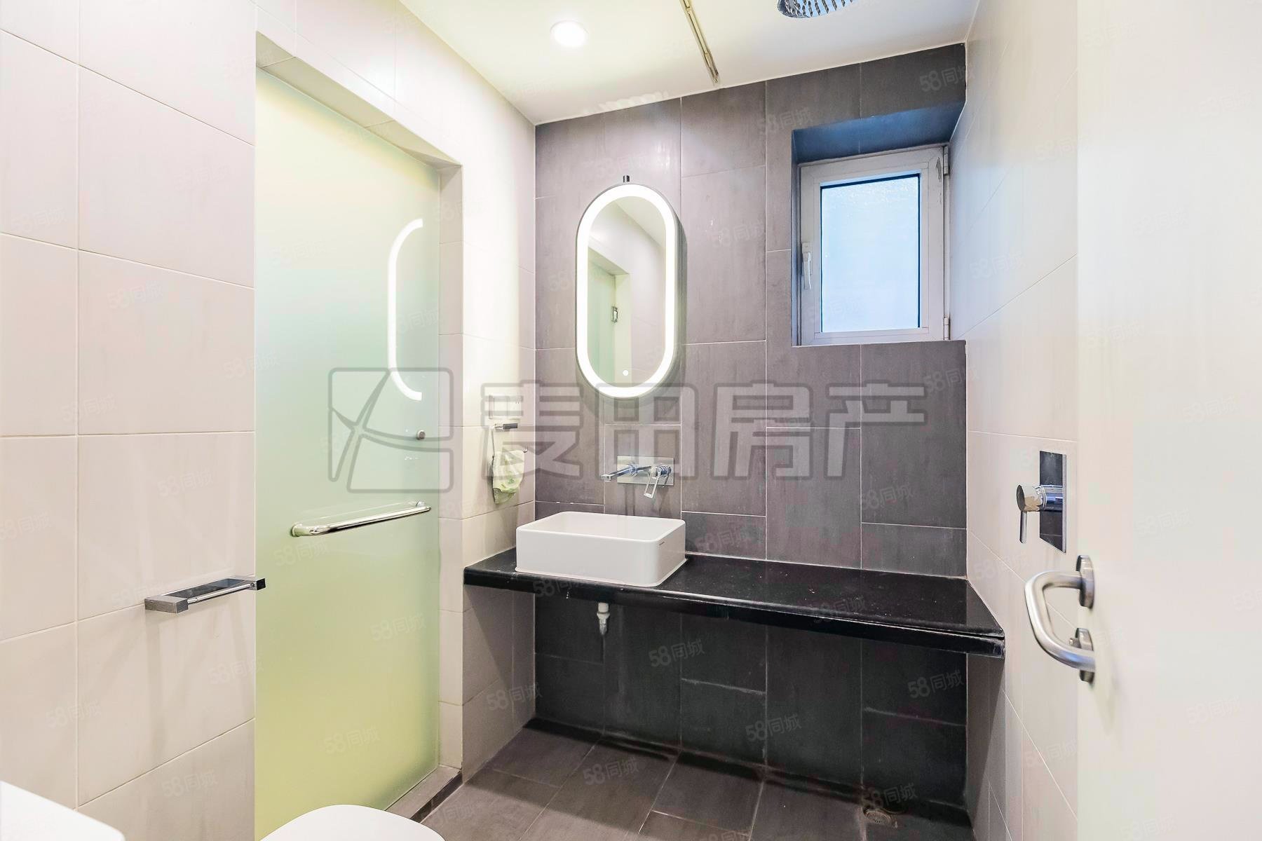 歐陸苑4室3廳3衛(wèi)232㎡南北2675萬