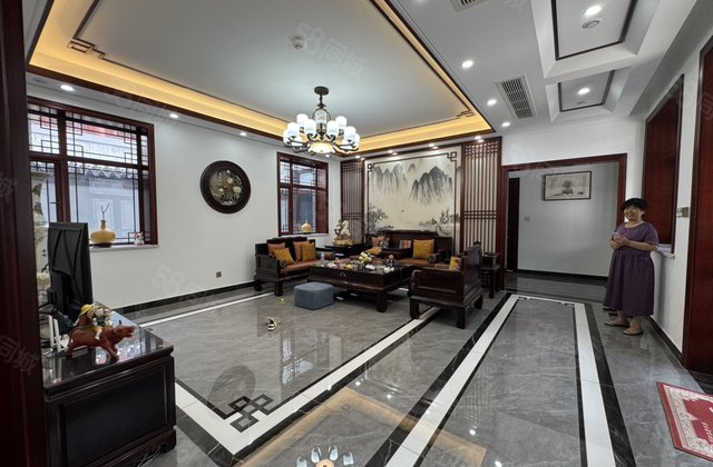 古城区  三合院  送三  装修 未住  南入户  成本价出