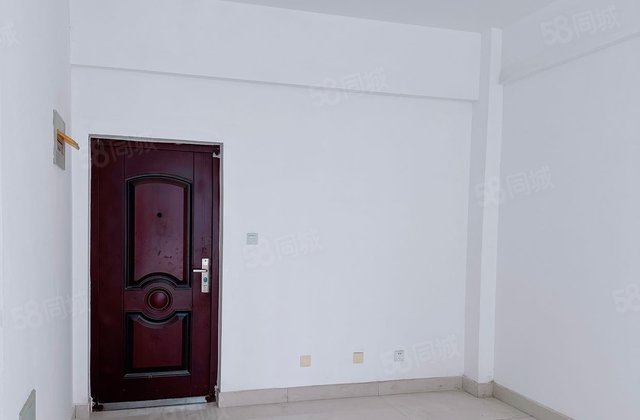 金柱绿城1室1厅1卫，价格可议，房东直卖