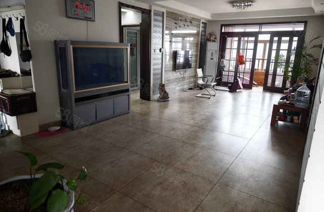 水木清华(东昌府)|聊位路4室2厅2卫170.00平方