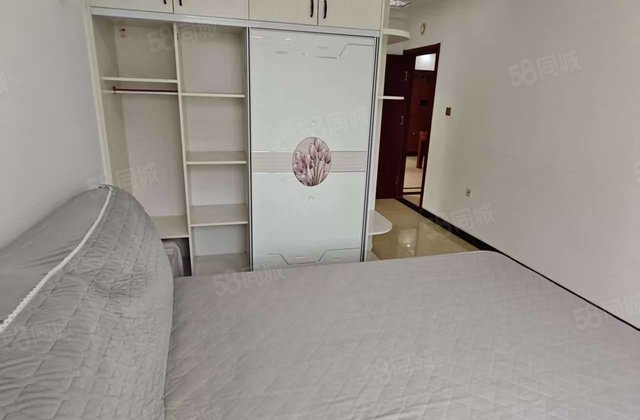 急售 徒骇河旁昌润连城 精装电梯房 边户带所有家具家