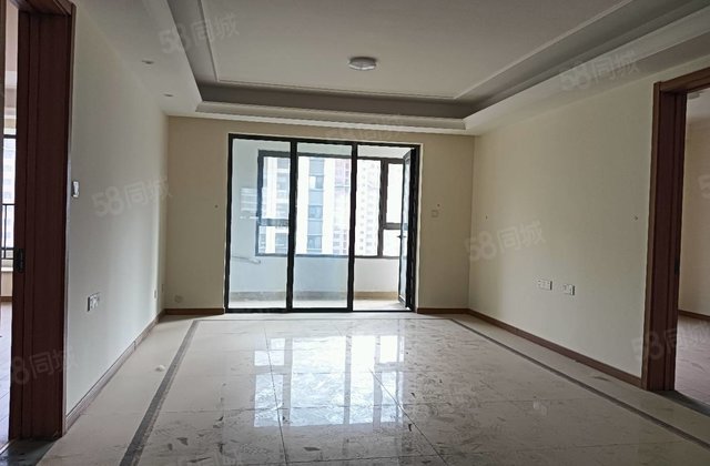 集美一品 洋房 四室两卫 带车位储藏室 双阳台 边户三叶草