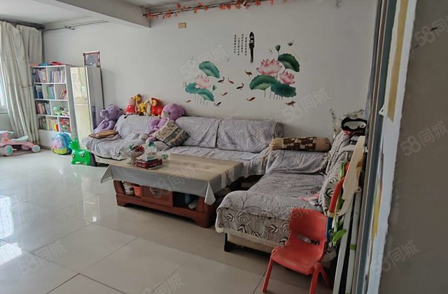 实验 阳明 金城小区 三室 三楼 诚心出售