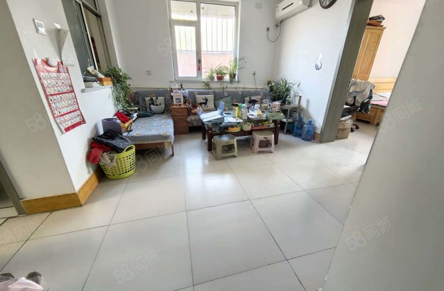 眼科医院东步梯3楼边户 客厅带明窗 三室两厅 乐园实验