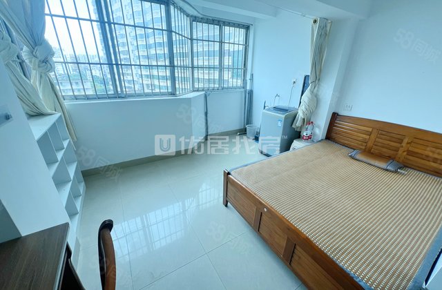 金山广场1室0厅42.21㎡29万二手房图片