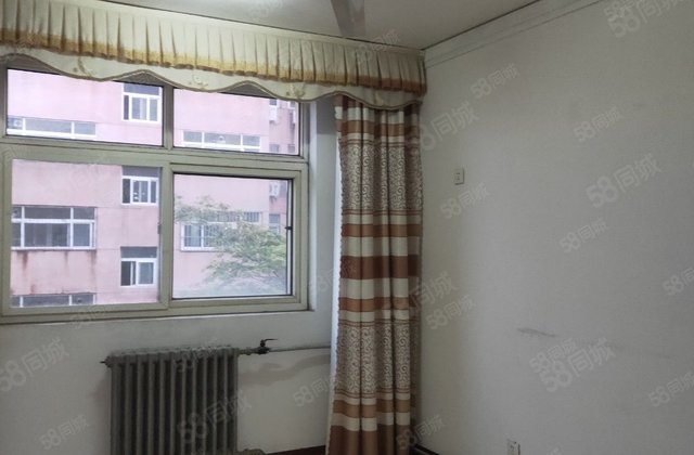 中间楼层采光好 正南朝向 医疗配套成熟 交通便利 诚意出售