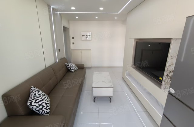 交通局家属楼2室1厅58㎡15万二手房图片