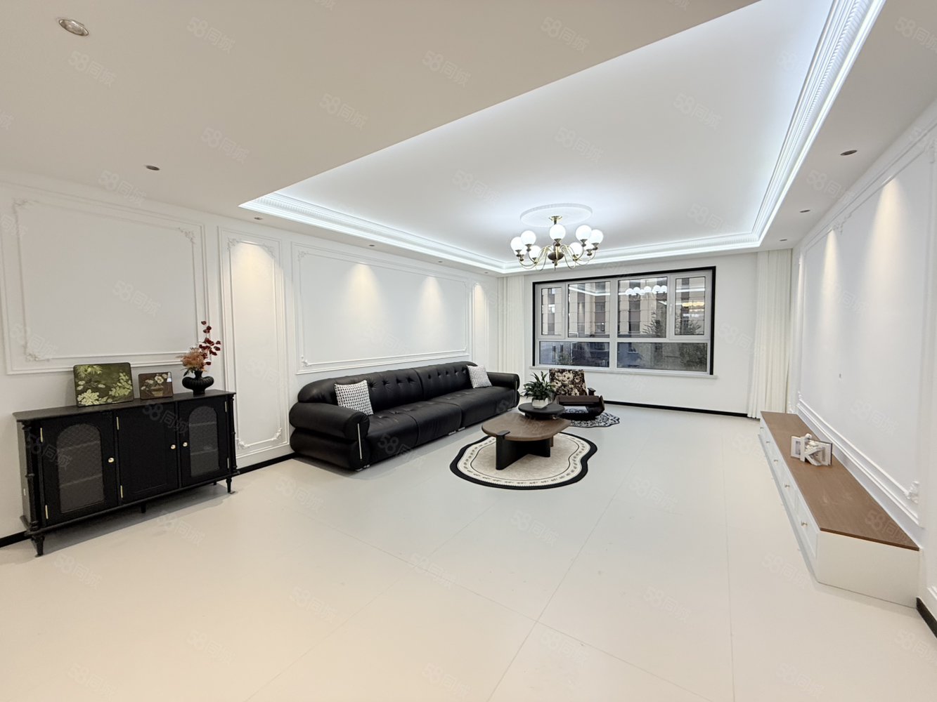 文豪世家3室2厅2卫166㎡南北108万