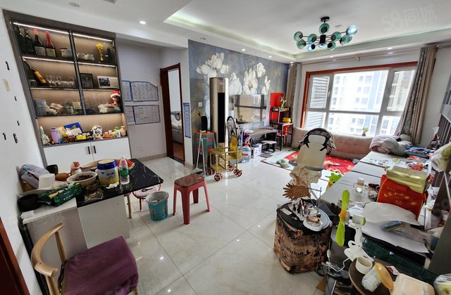 好房一枚~精装送储~不是精装不要Q~中间楼层 6萬可入住