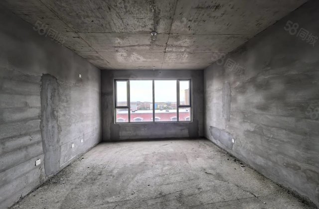 东方新天地3室2厅2卫144㎡南北56.8万