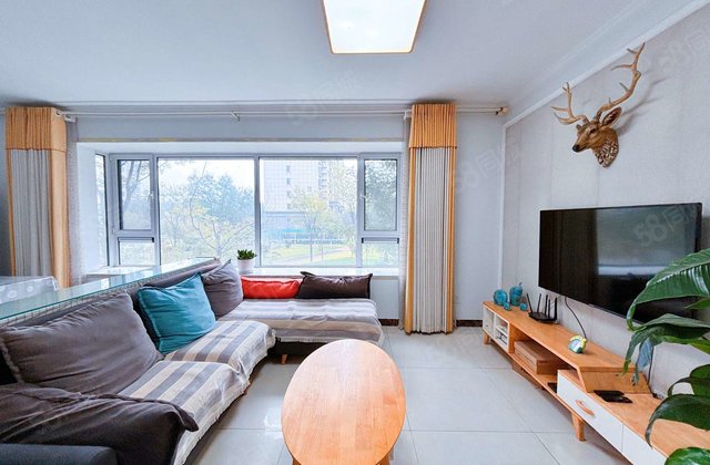 昌润莲城瑞和园，精装修，带地下室免大税三室两厅两卫