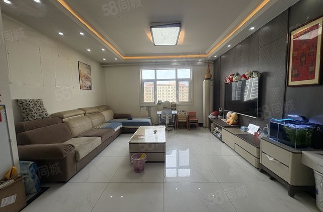 急售 孟达国际新城 好楼层    带储藏室 公摊少