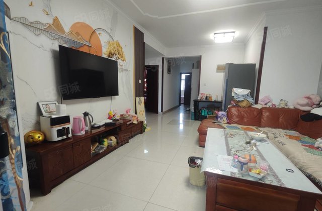 莲湖花园 带电梯 近医院 刚需小三居 精装好房 南北通透