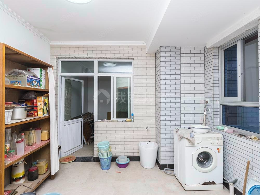 八大處山莊5室3廳3衛(wèi)257.7㎡南北1400萬