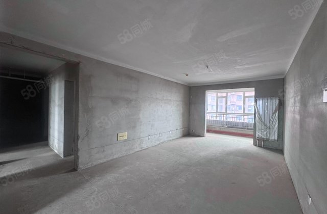 水景苑3室2厅143㎡90万二手房图片