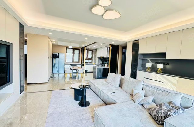 万科公园都会3室2厅130㎡125.5万二手房图片